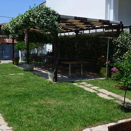 Elanios Zeus Stavros (Thessaloniki)