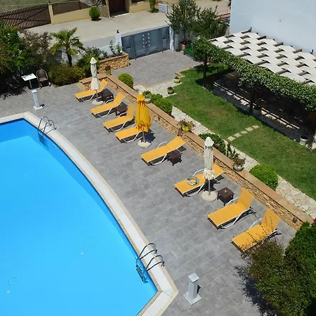 Aparthotel Elanios Zeus 3*