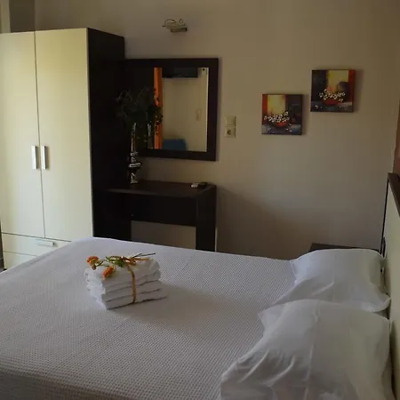 Aparthotel Elanios Zeus
