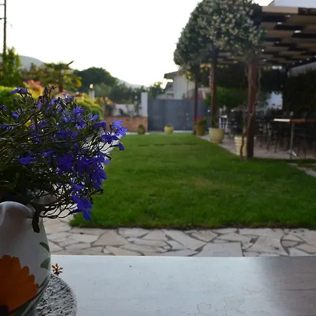 Elanios Zeus 3* Stavros (Thessaloniki)